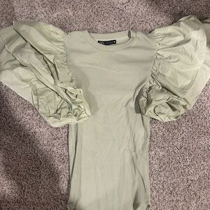 Zara Puff Sleeve Top in Light Green